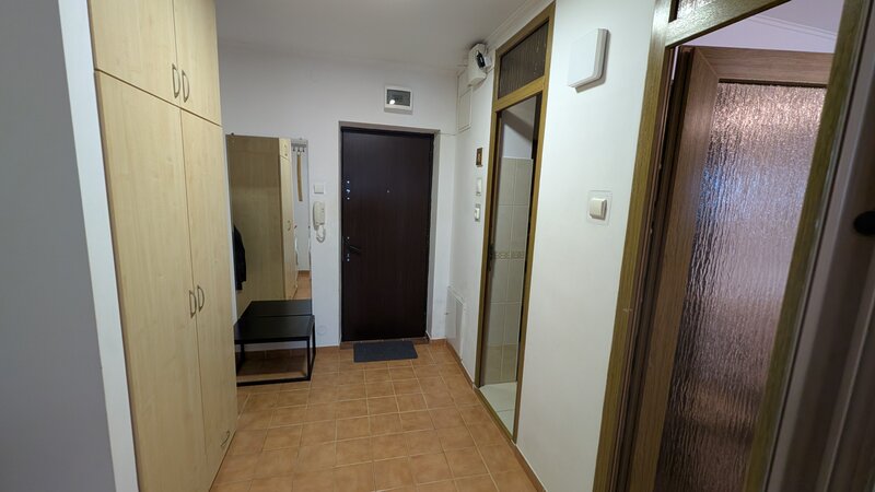 Muncii, Vatra Luminoasa, Maior Coravu,