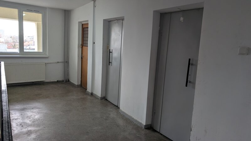 Muncii, Vatra Luminoasa, Maior Coravu,