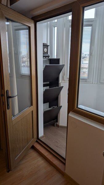 Muncii, Vatra Luminoasa, Maior Coravu,